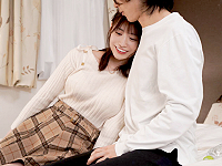 芦田陽/未歩なな　構ってくれない彼氏に欲求不満なあざと可愛い女子大生が以前から密かに狙っていたバイト先のイケメン店長を酔ったフリして誘惑しちゃうドキドキ浮気エッチ SENZURI TUBE 女性のための無料アダルト動画