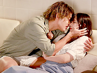 東雲怜弥/さのさとり　友達との宅飲み会でイケメン男友達と二人きりになってしまった色白女子が一緒に観たエッチなDVDに触発されて友達の一線を越えちゃうドキドキH erovideo 女の子のための無料 H 動画