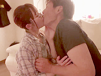 えりぐち/青空ひかり　地味で大人しい見た目だけど中身は超肉食のメガネ女子大生が一緒にテスト勉強をする男子大学生に上目遣いで誘惑し快楽を貪っちゃう中出しSEX TXXX 女性のための無料アダルト動画